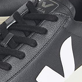 VEJA CAMPO CHROMEFREE LEATHER - Men's Black/White Shoe Deals Outlet