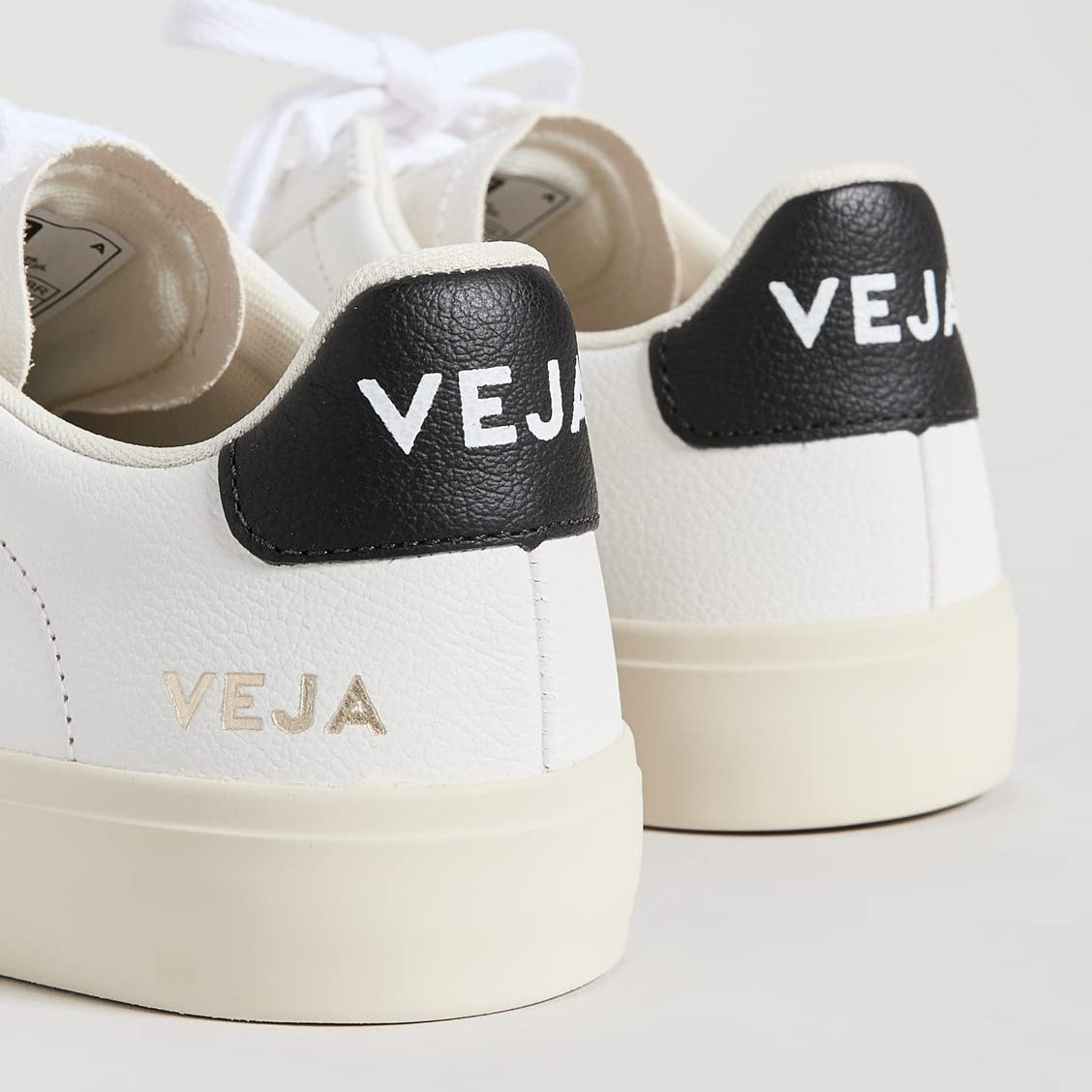 VEJA CAMPO CHROMEFREE LEATHER - Women's Extra White/Black Shoe Deals Outlet