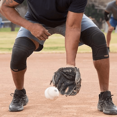 CopperFit Unisex Elite Copper Infused Knee Compression Sleeve Black S/M 754502041527 Shoe Deals Outlet