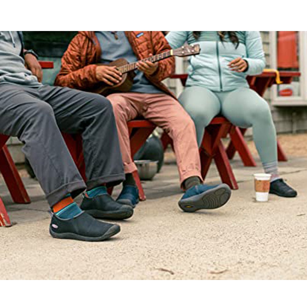 KEEN Howser lll Slide - Women's Black/Black Shoe Deals Outlet