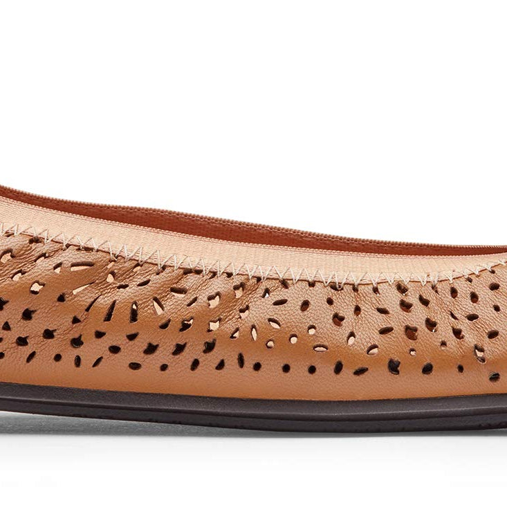 VIONIC Robyn Flat - Women's Toffee Shoe Deals Outlet