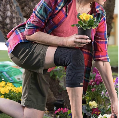 CopperFit Unisex Elite Copper Infused Knee Compression Sleeve Black S/M 754502041527 Shoe Deals Outlet