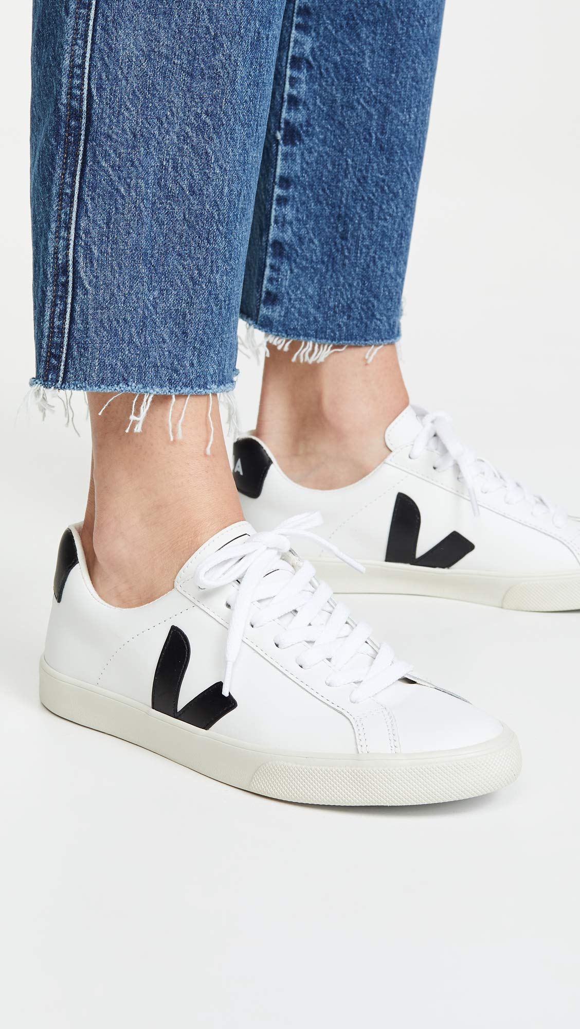 VEJA Esplar Logo - Women's Extra White/Black Shoe Deals Outlet
