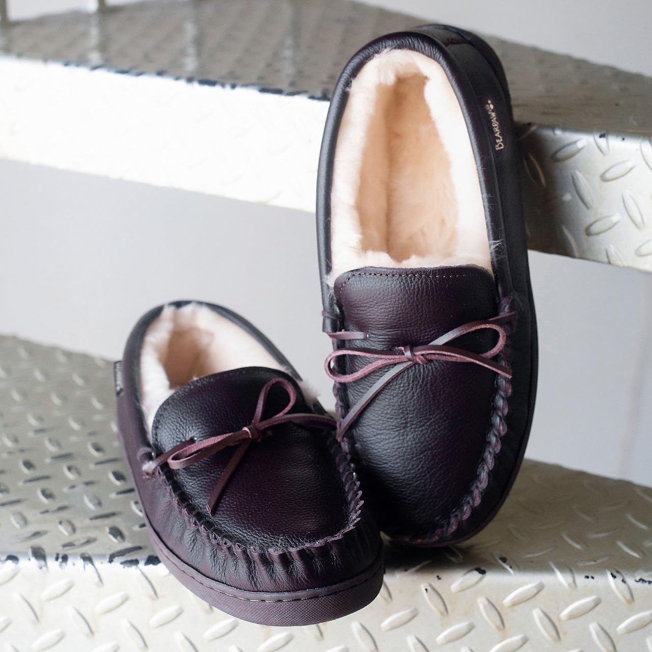 BEARPAW Mach IV Slippers - Men's Chocolate Shoe Deals Outlet