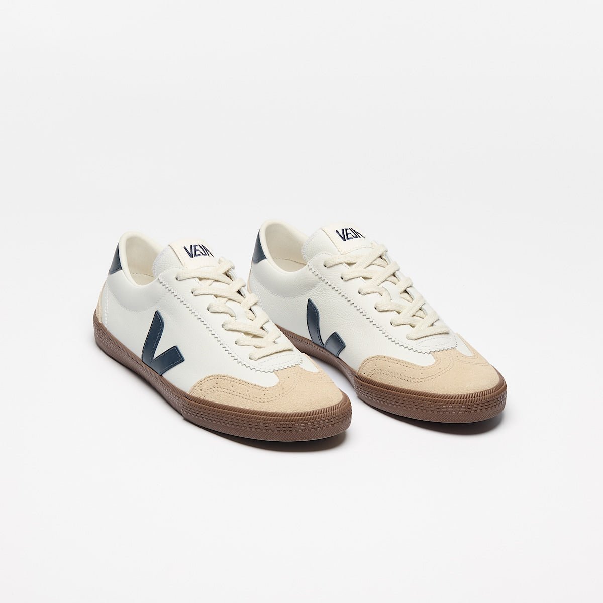VEJA VOLLEY LEATHER - Women's White / Nautico / Bark Shoe Deals Outlet
